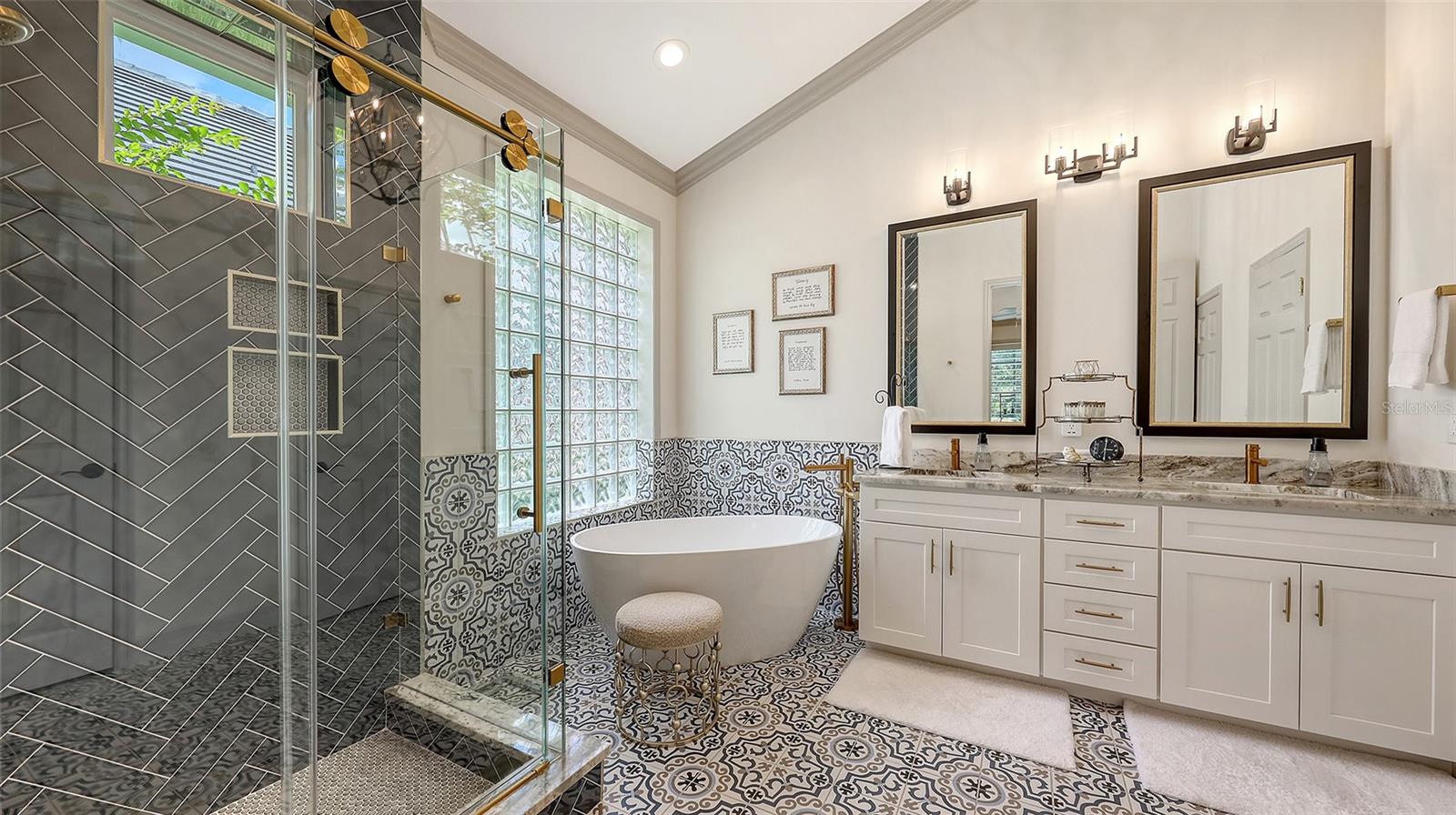 LAKEWOOD RANCH COUNTRY CLUB VILLAGE C 3 - Residential
