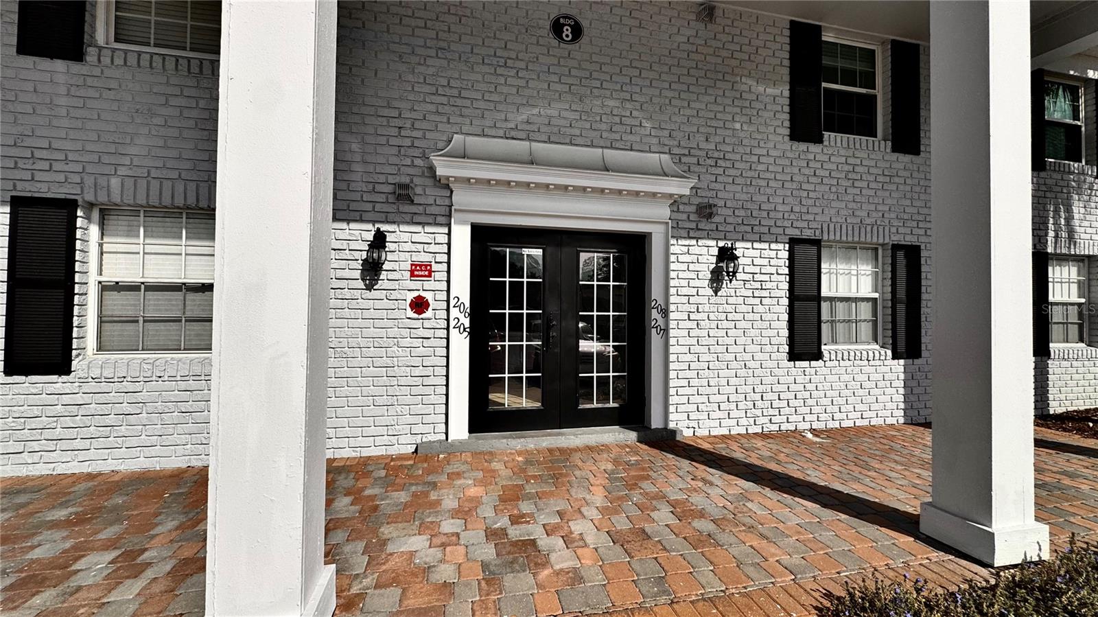 205 LEWFIELD CIRCLE 205