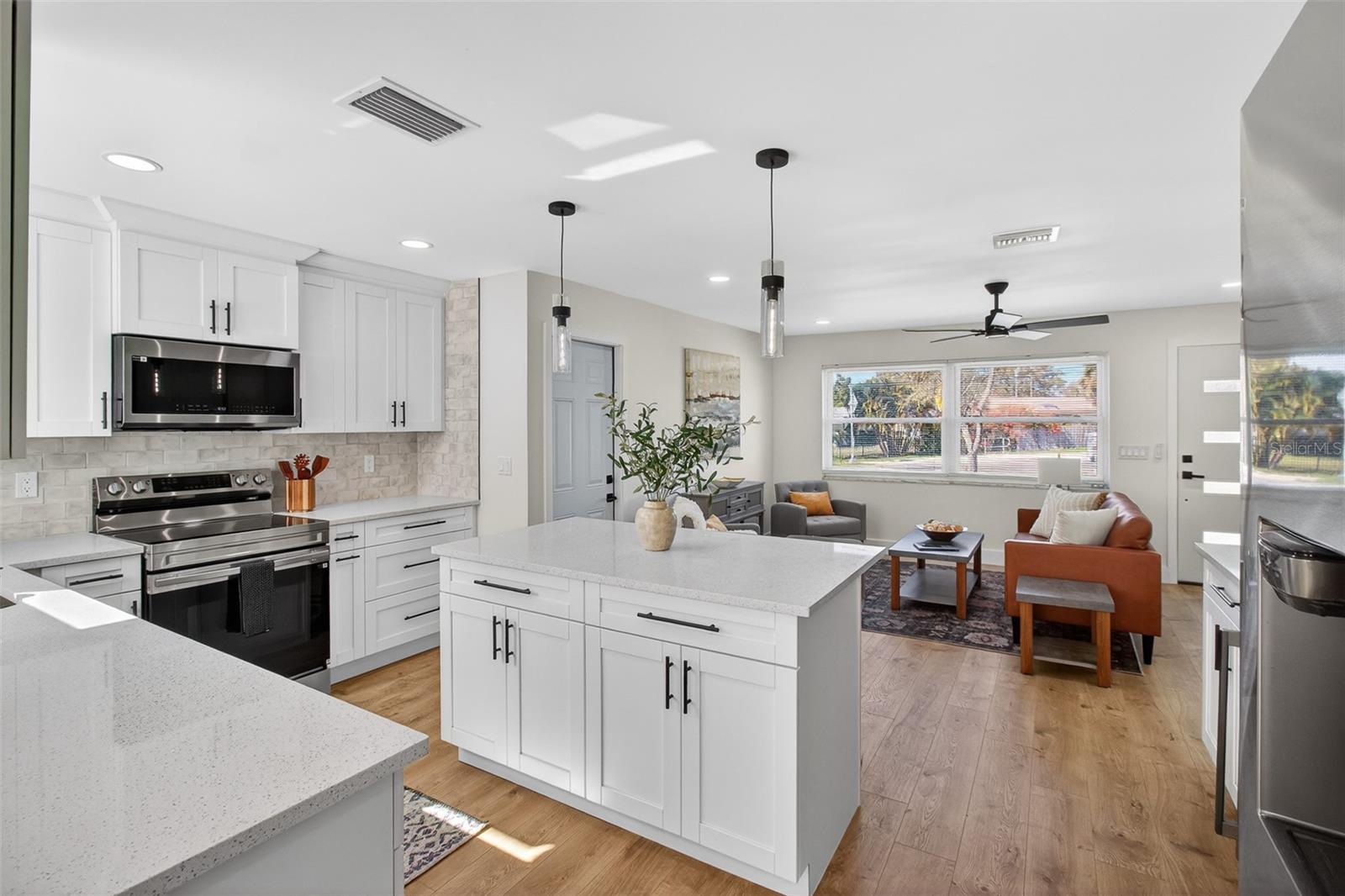 BELLEAIR MANOR UNIT 1 & 2 - Residential