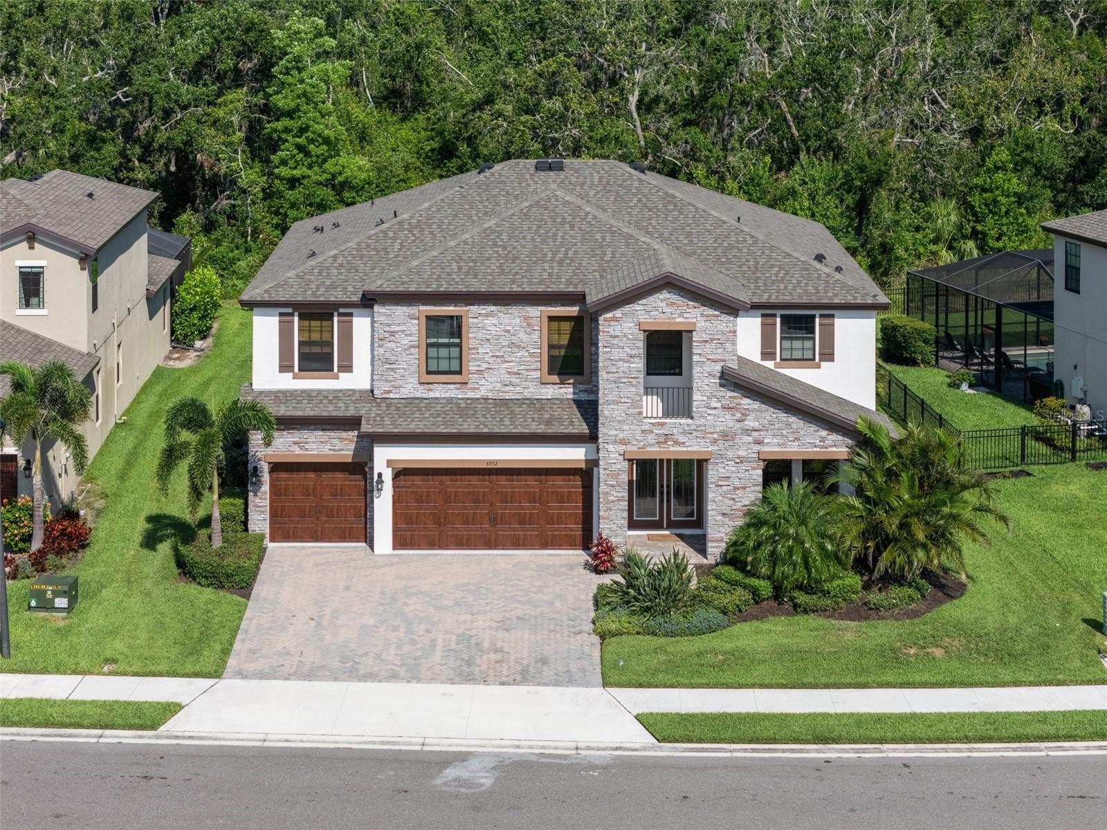 8932 ISABELLA CIRCLE