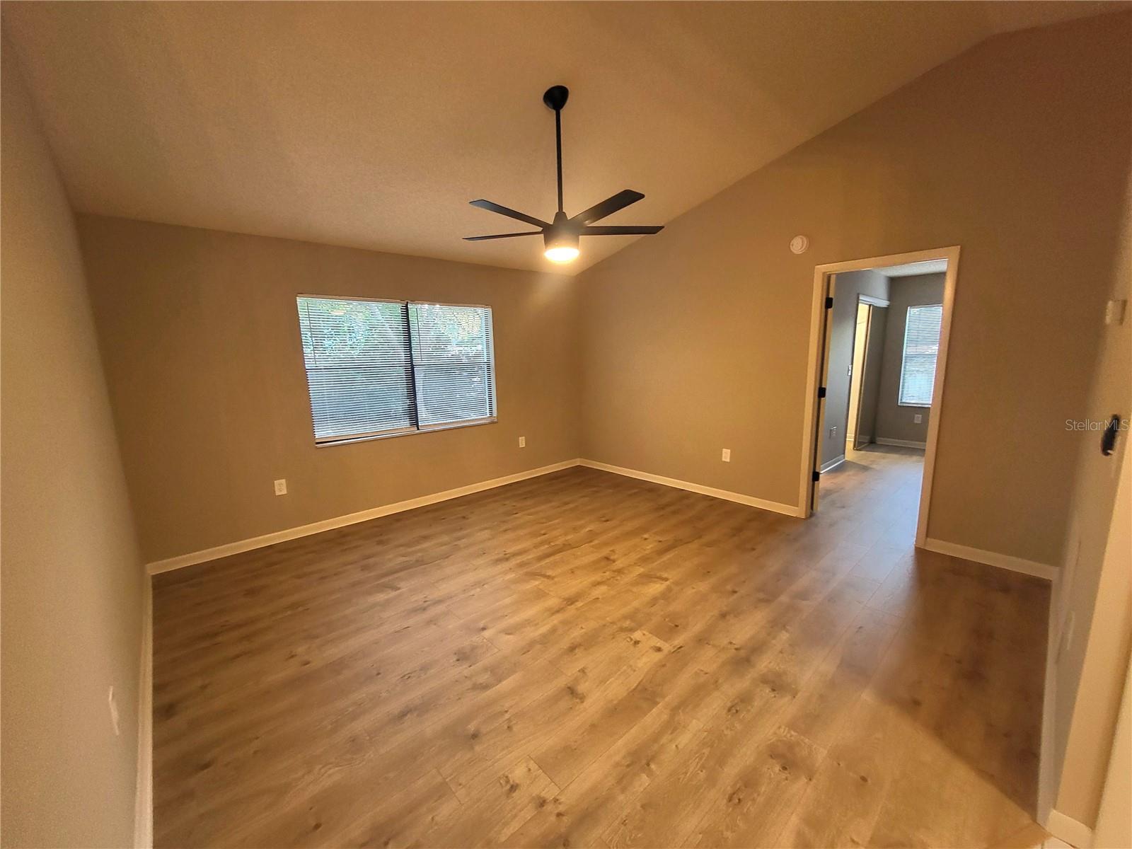 REGENCY PARK - Residential