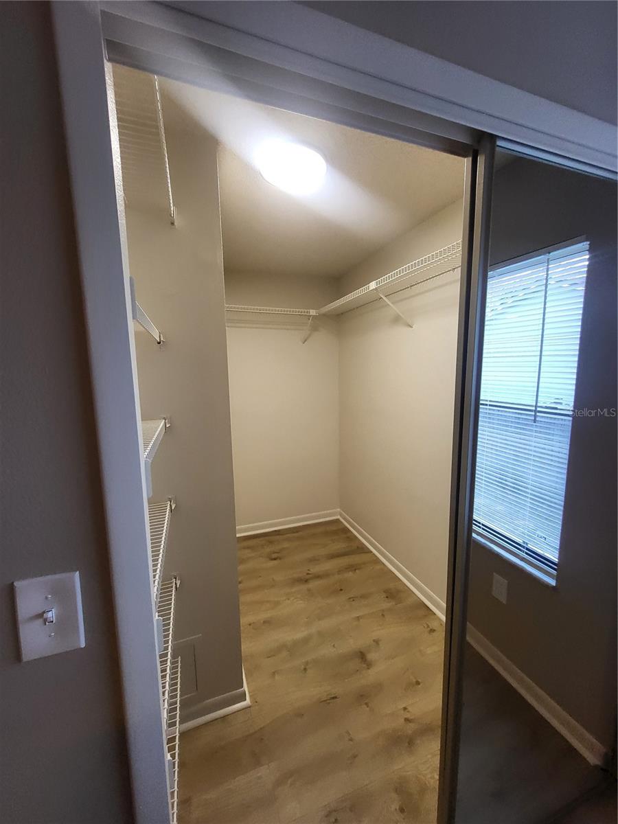 REGENCY PARK - Residential