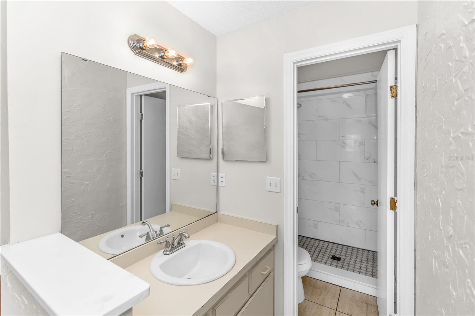 DEER RUN UNIT 19A - Residential