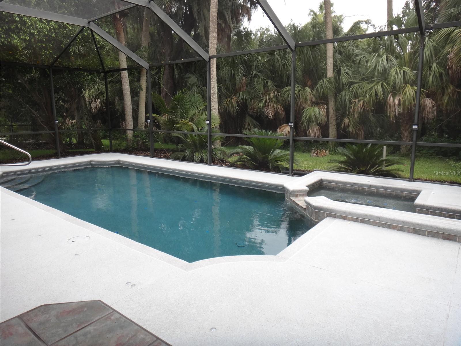 WATERLEFE GOLF & RIVER CLUB - Residential Lease