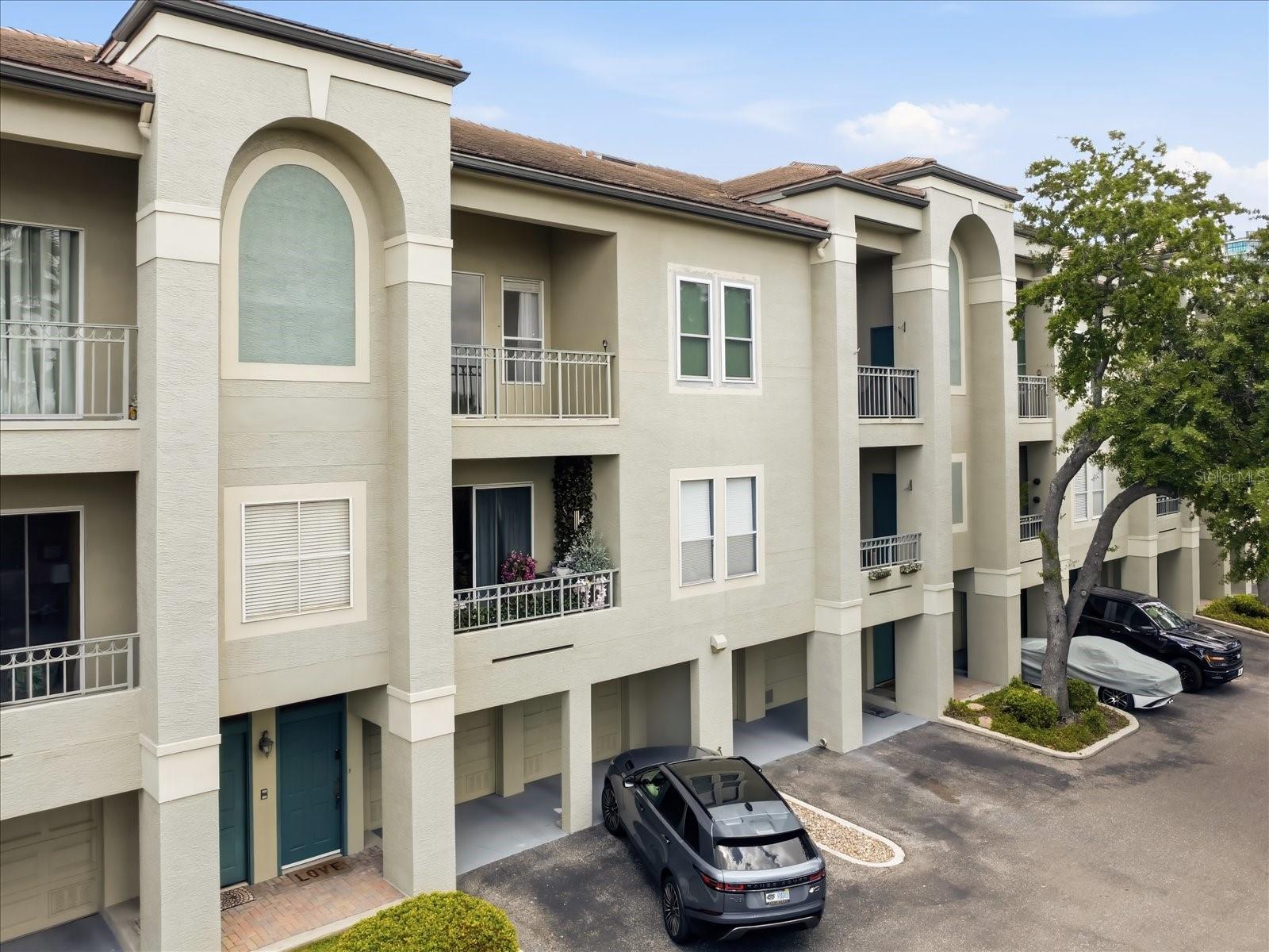 ISLAND PLACE A CONDO - Residential