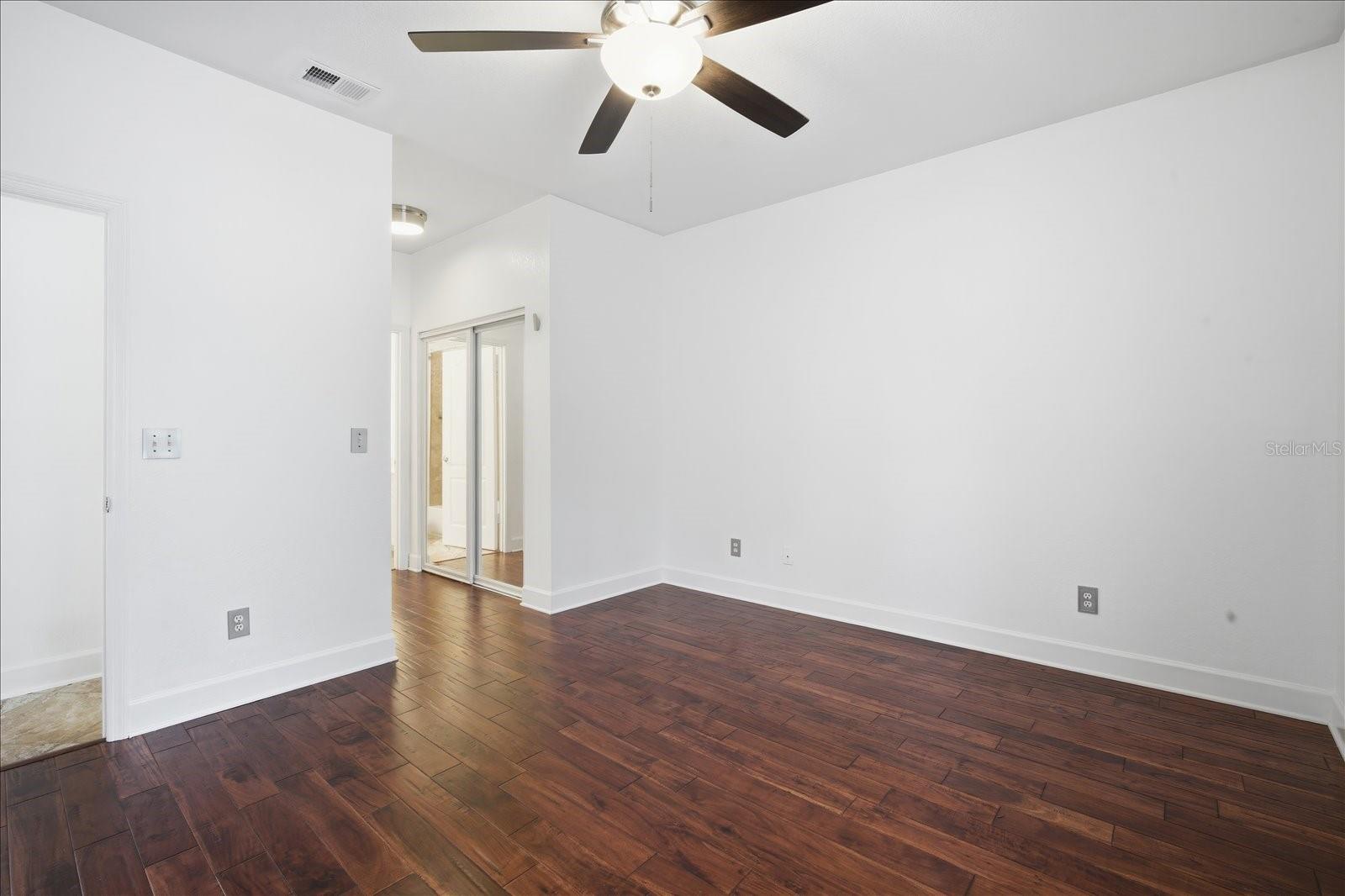 ISLAND PLACE A CONDO - Residential