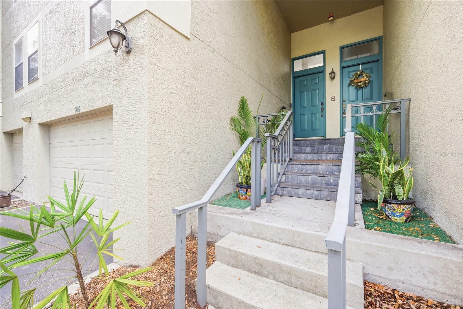 ISLAND PLACE A CONDO - Residential