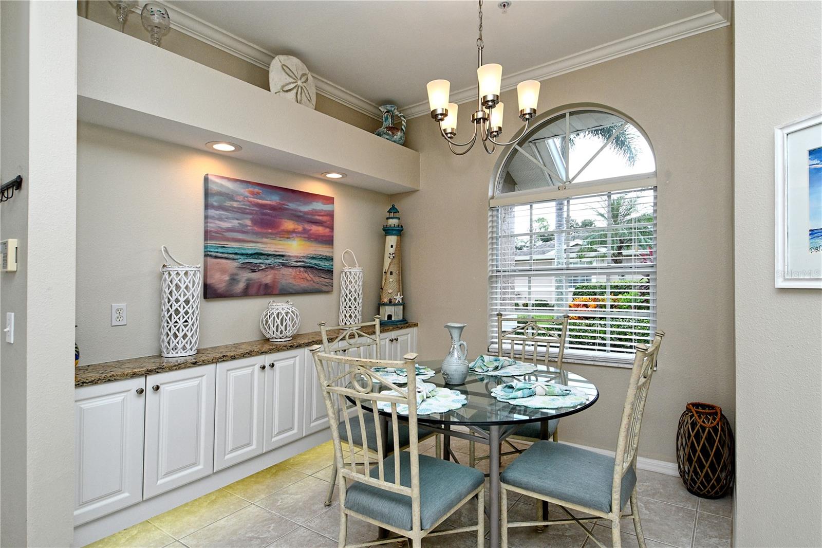 HERITAGE OAKS GOLF & COUNTRY CLUB - Residential