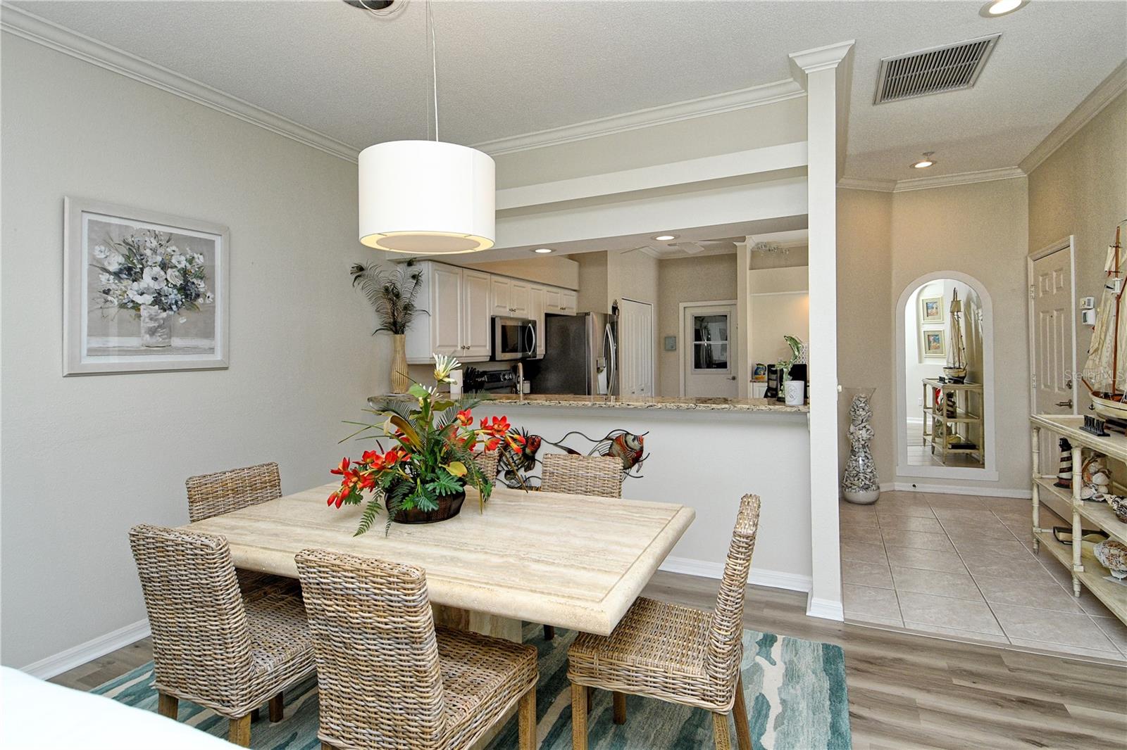 HERITAGE OAKS GOLF & COUNTRY CLUB - Residential