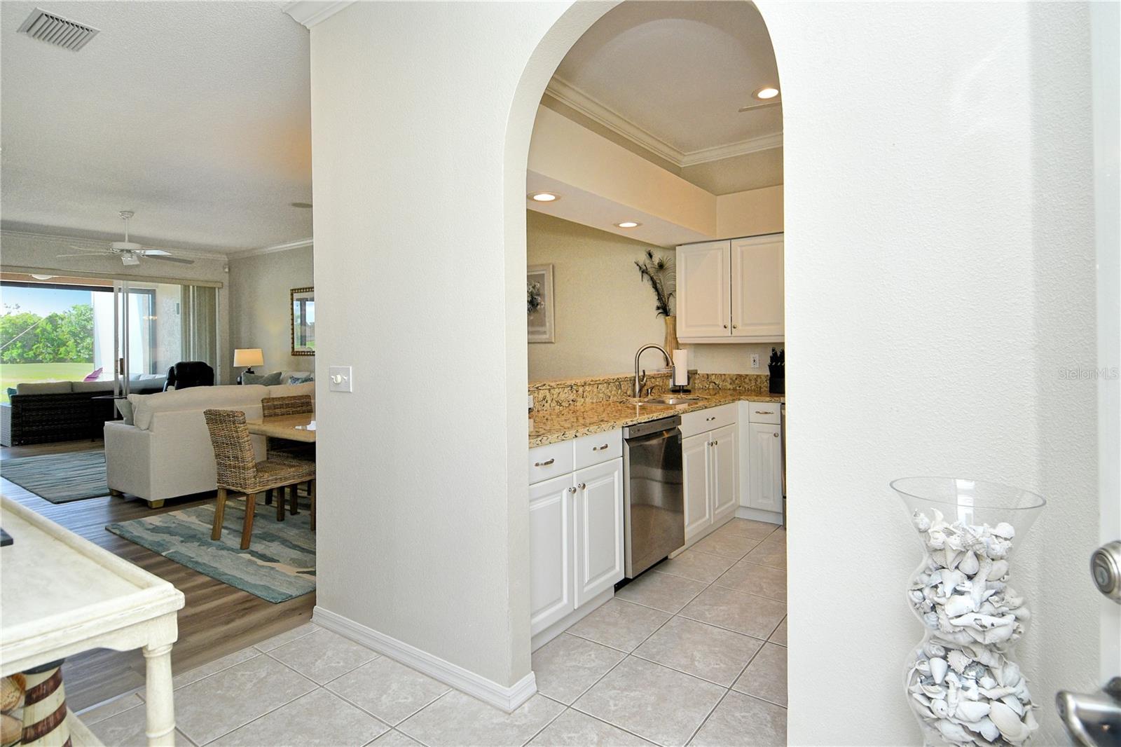 HERITAGE OAKS GOLF & COUNTRY CLUB - Residential