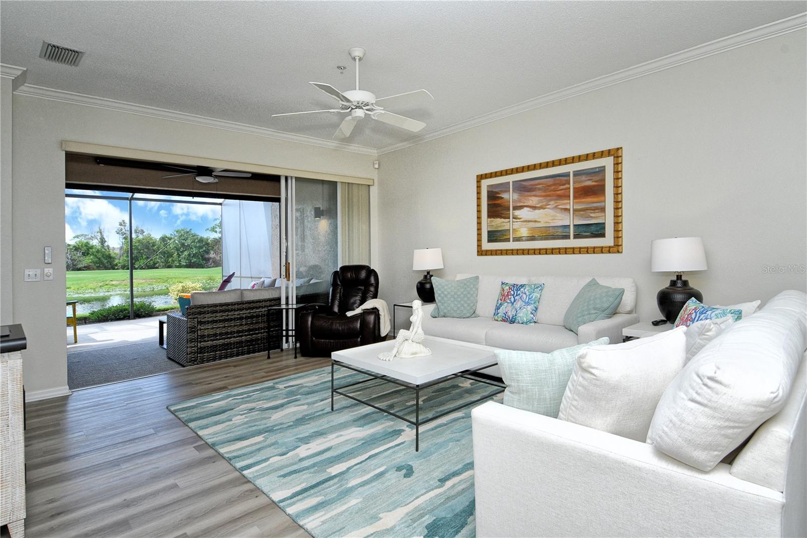 HERITAGE OAKS GOLF & COUNTRY CLUB - Residential