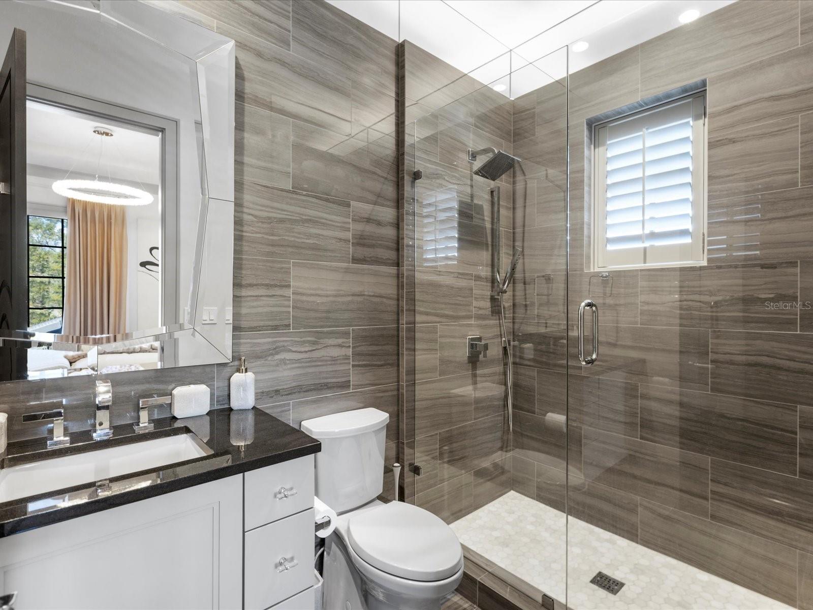 ISLEWORTH 7TH AMD - Residential