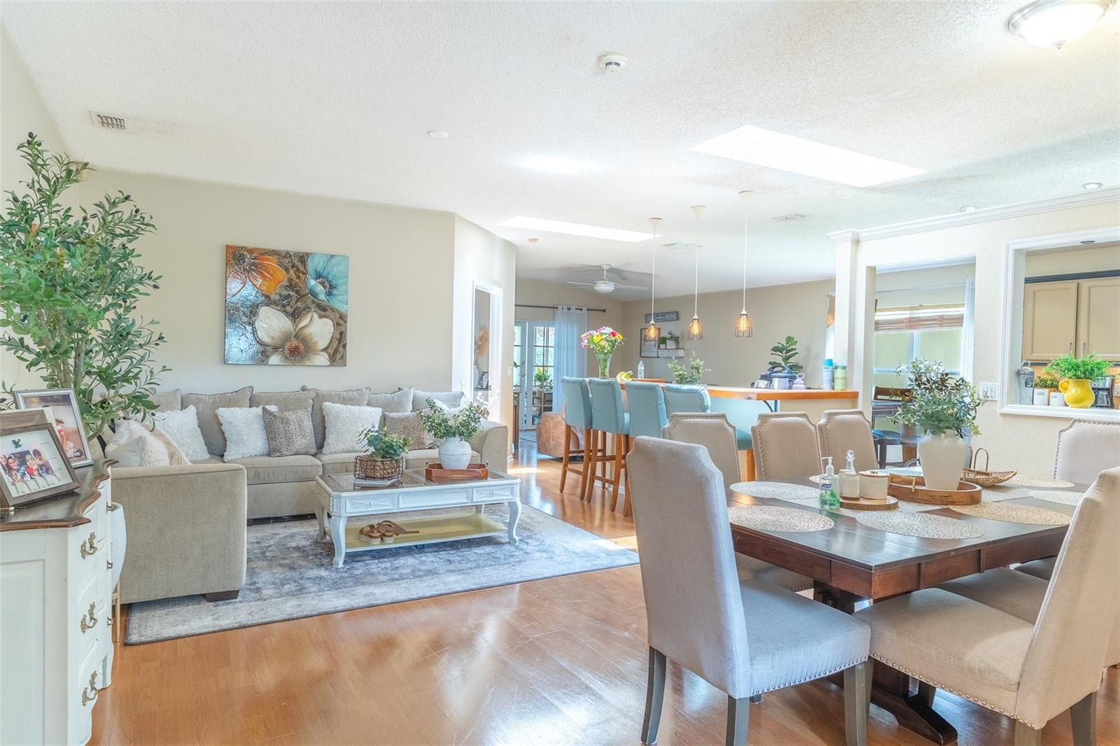 549 SHORT PINE CIRCLE