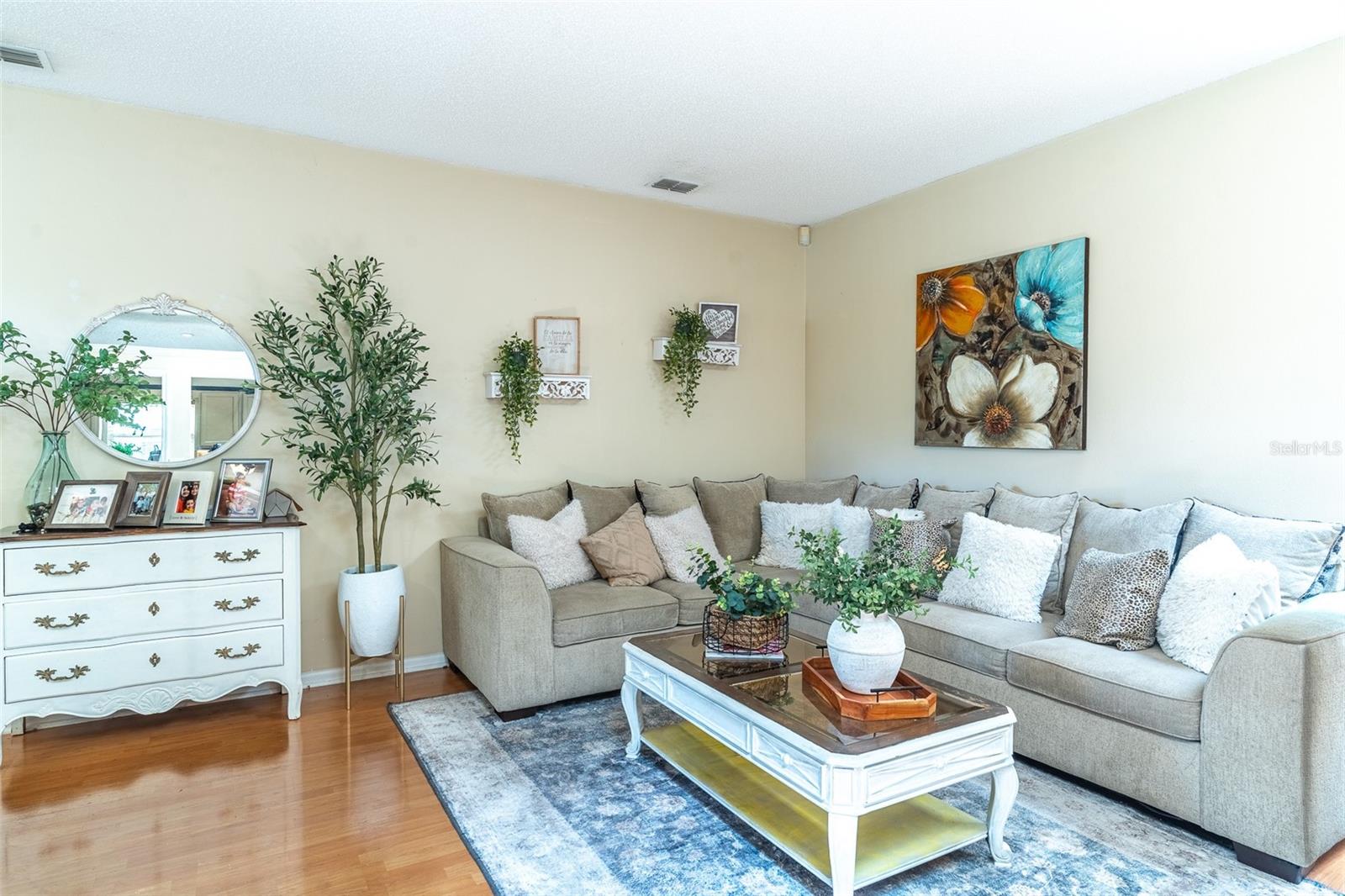 549 SHORT PINE CIRCLE