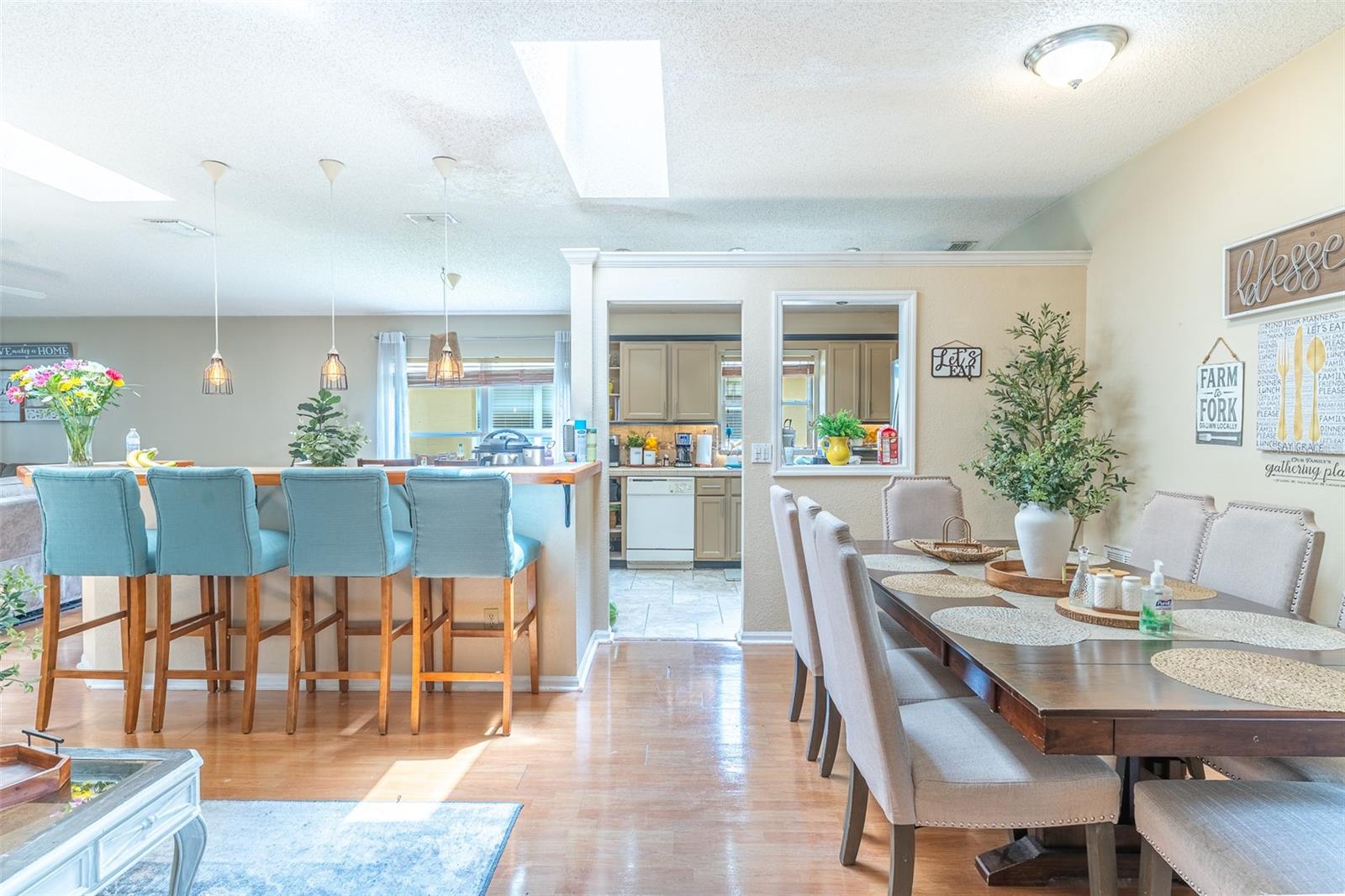549 SHORT PINE CIRCLE