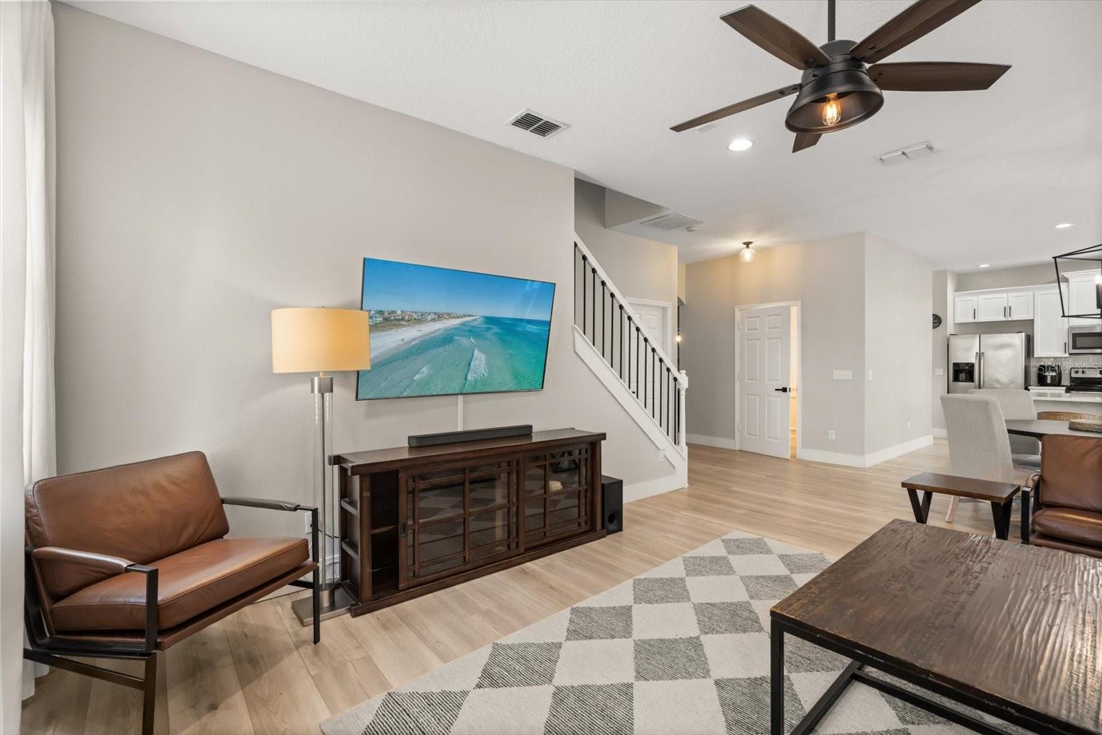 REGENCY ESTATES - Residential