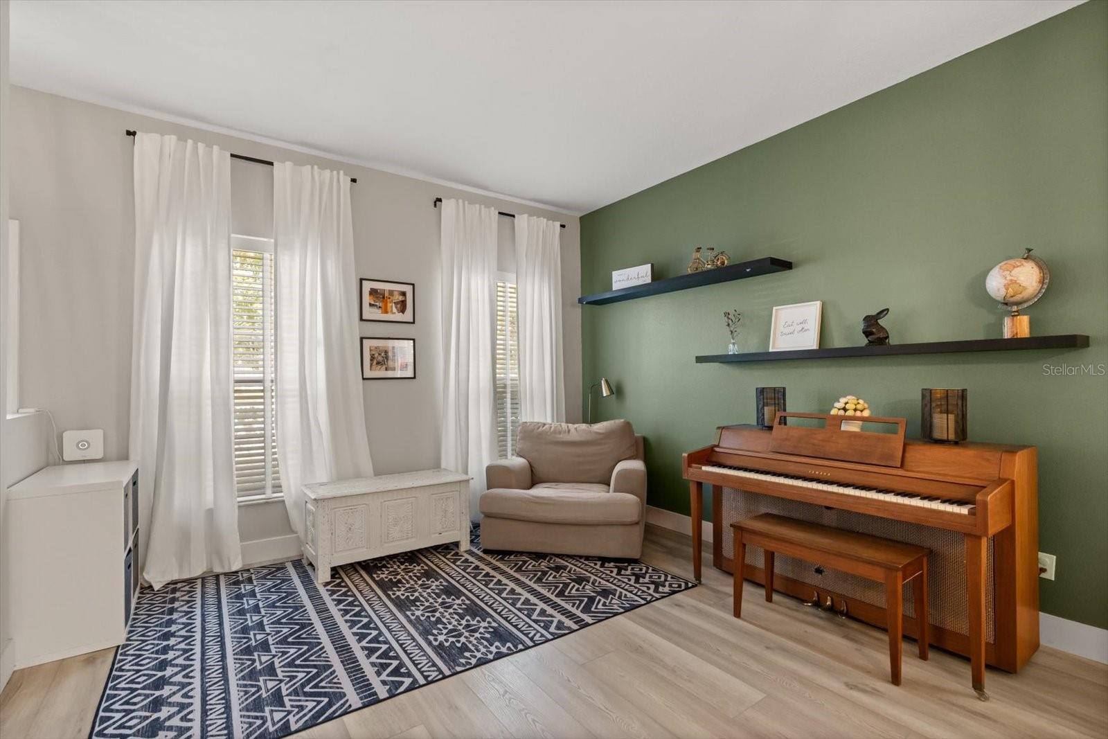 REGENCY ESTATES - Residential