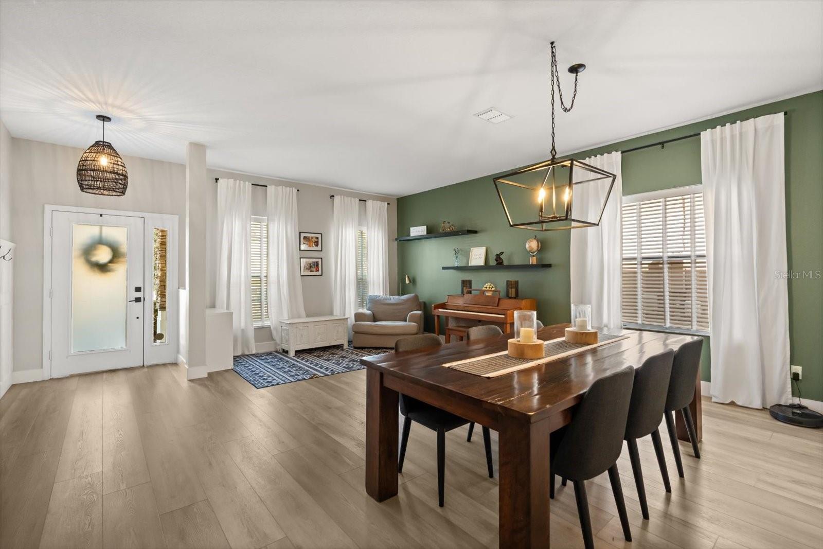 REGENCY ESTATES - Residential