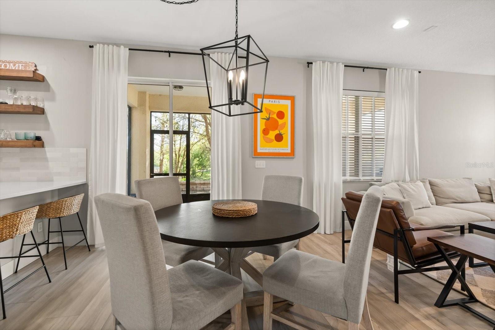 REGENCY ESTATES - Residential