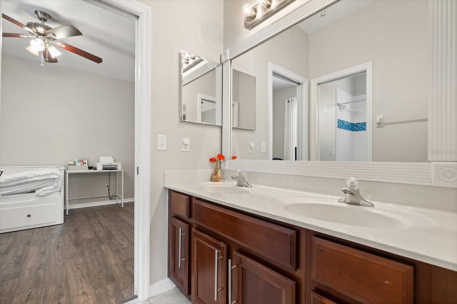 REGENCY ESTATES - Residential