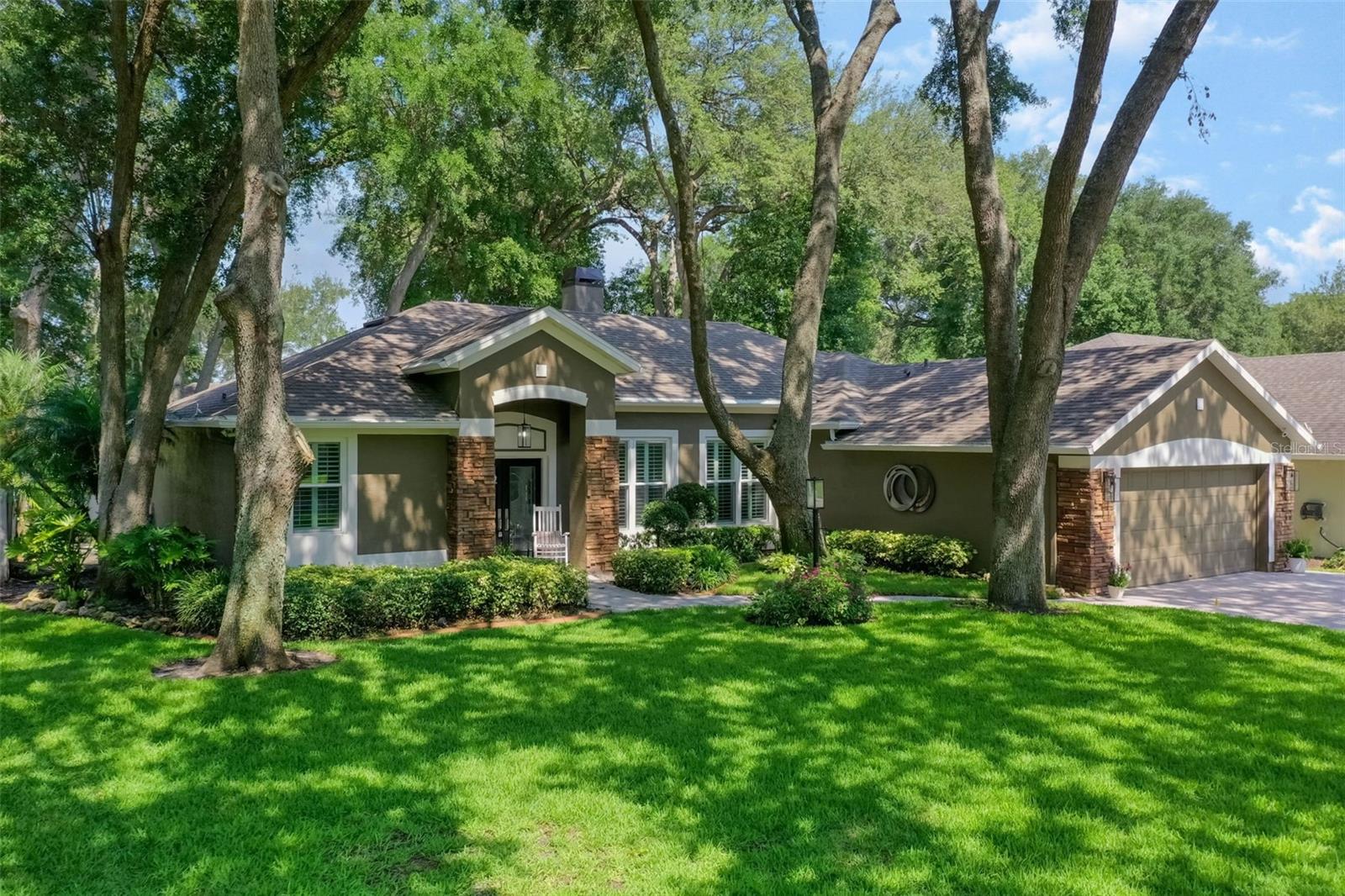 920 COOL SPRINGS CIRCLE