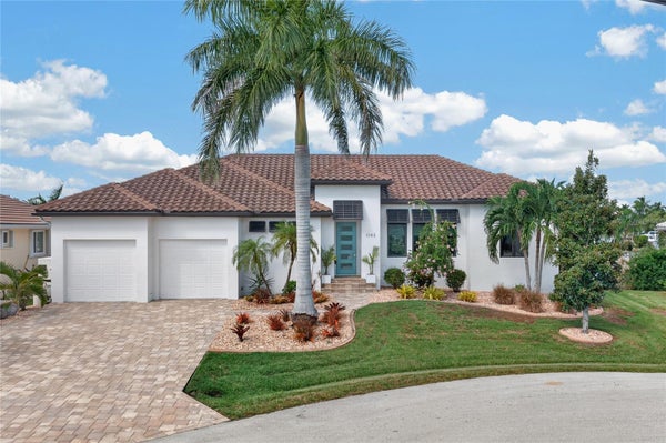 1362 JACANA CT, PUNTA GORDA, FL 33950 - Image 167a2cccca52e0df5355326bb9bc07d2/1225484933