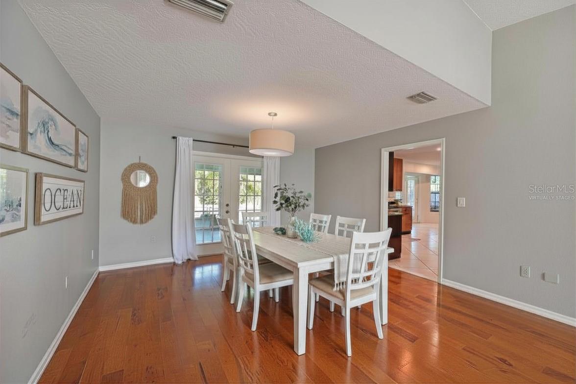 AZALEA PARK NORTHWEST - Residential