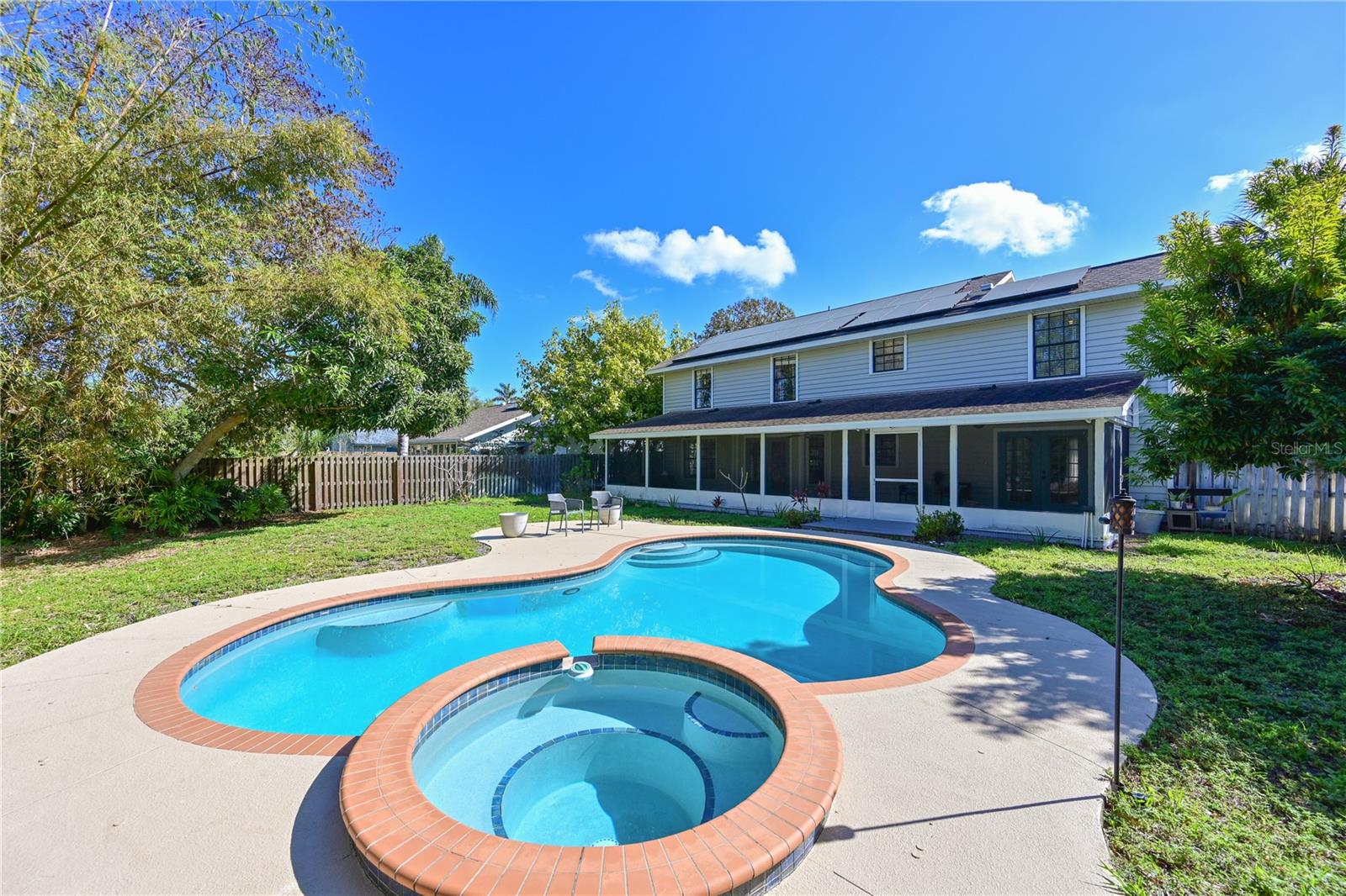 AZALEA PARK NORTHWEST - Residential