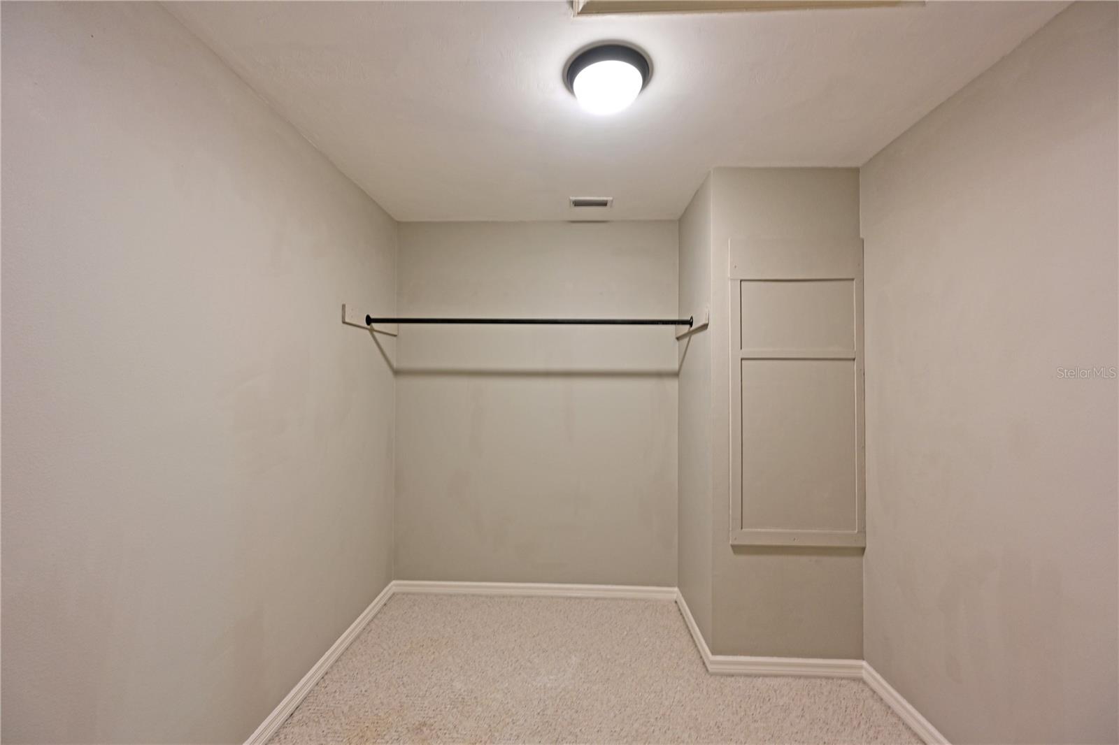 AZALEA PARK NORTHWEST - Residential