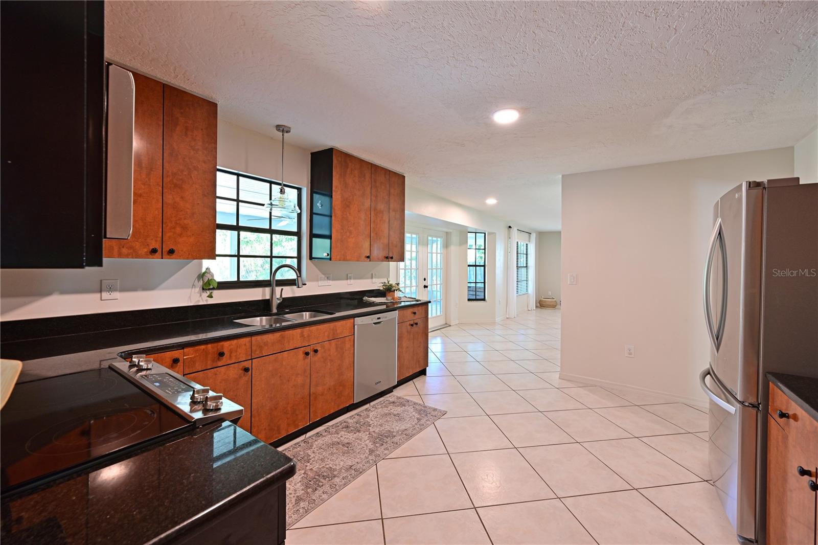 AZALEA PARK NORTHWEST - Residential