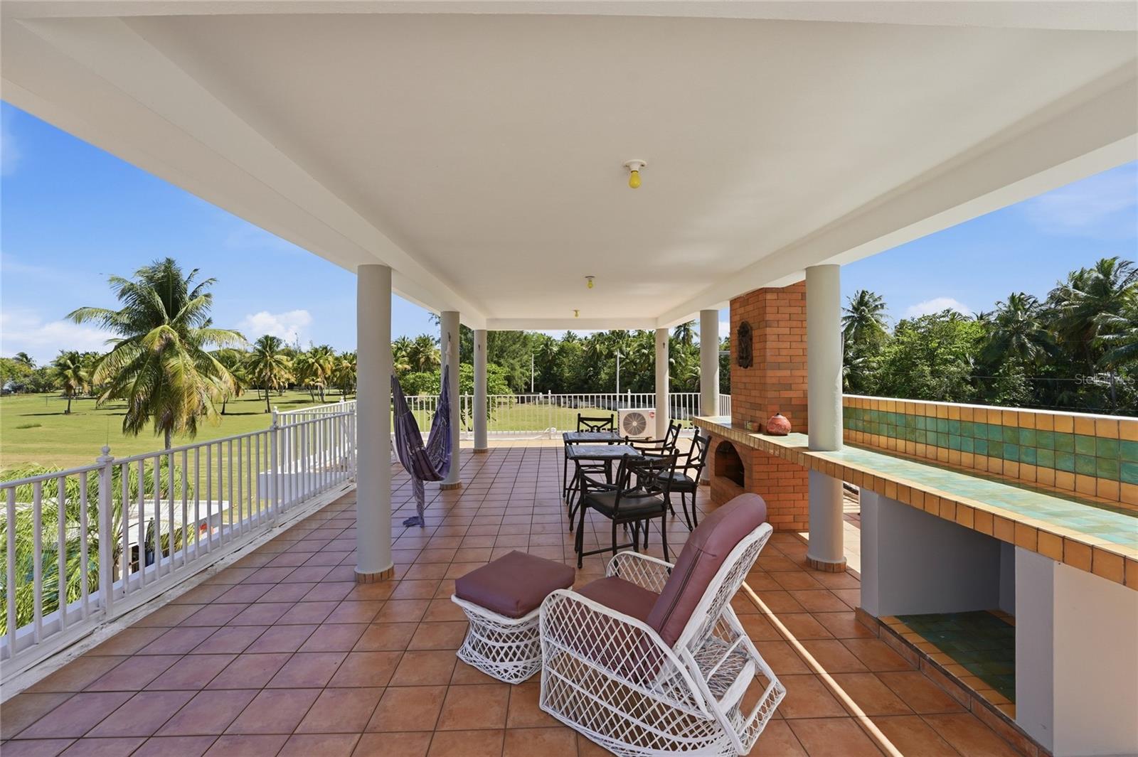 LAS PICUAS - Residential