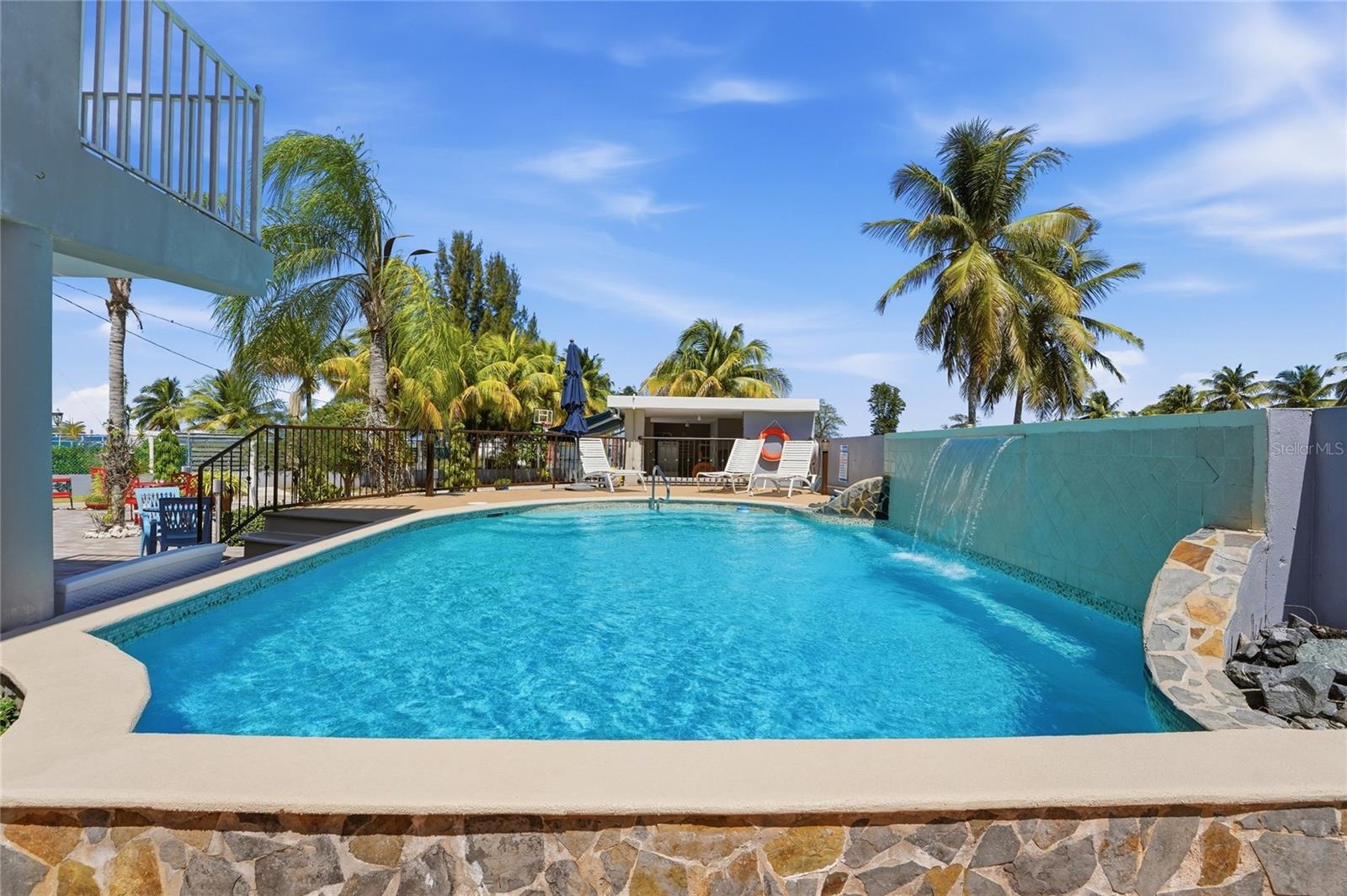 LAS PICUAS - Residential