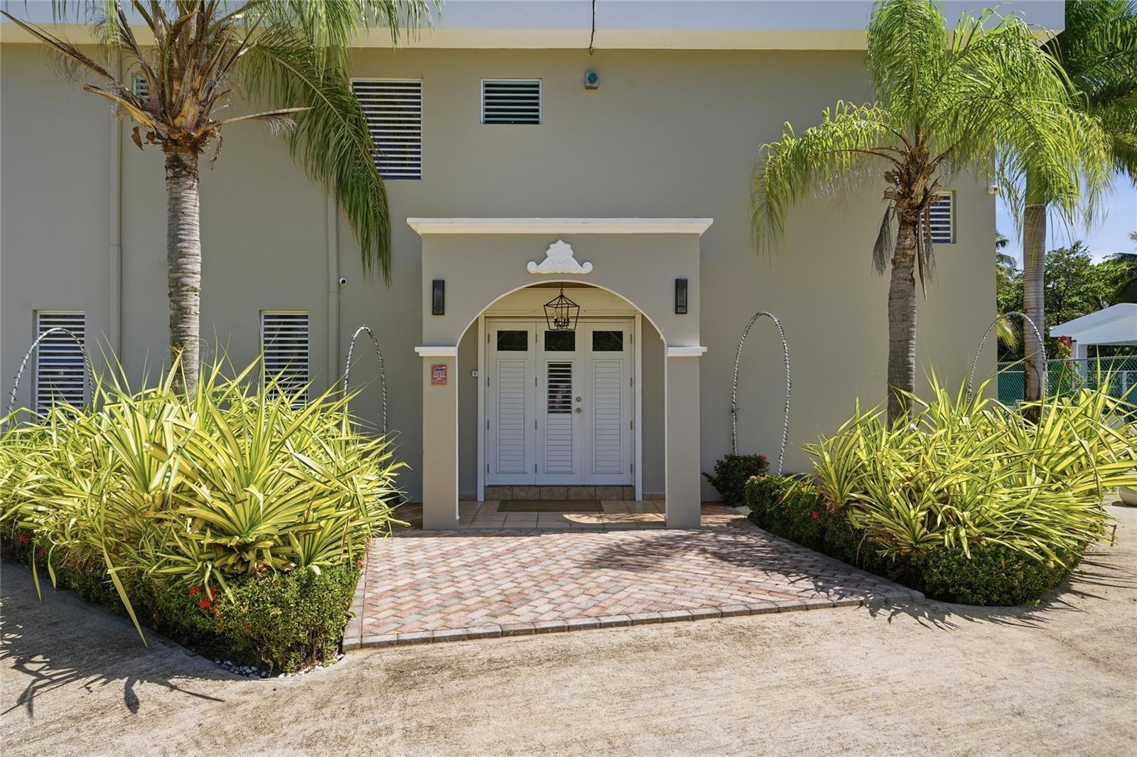 LAS PICUAS - Residential