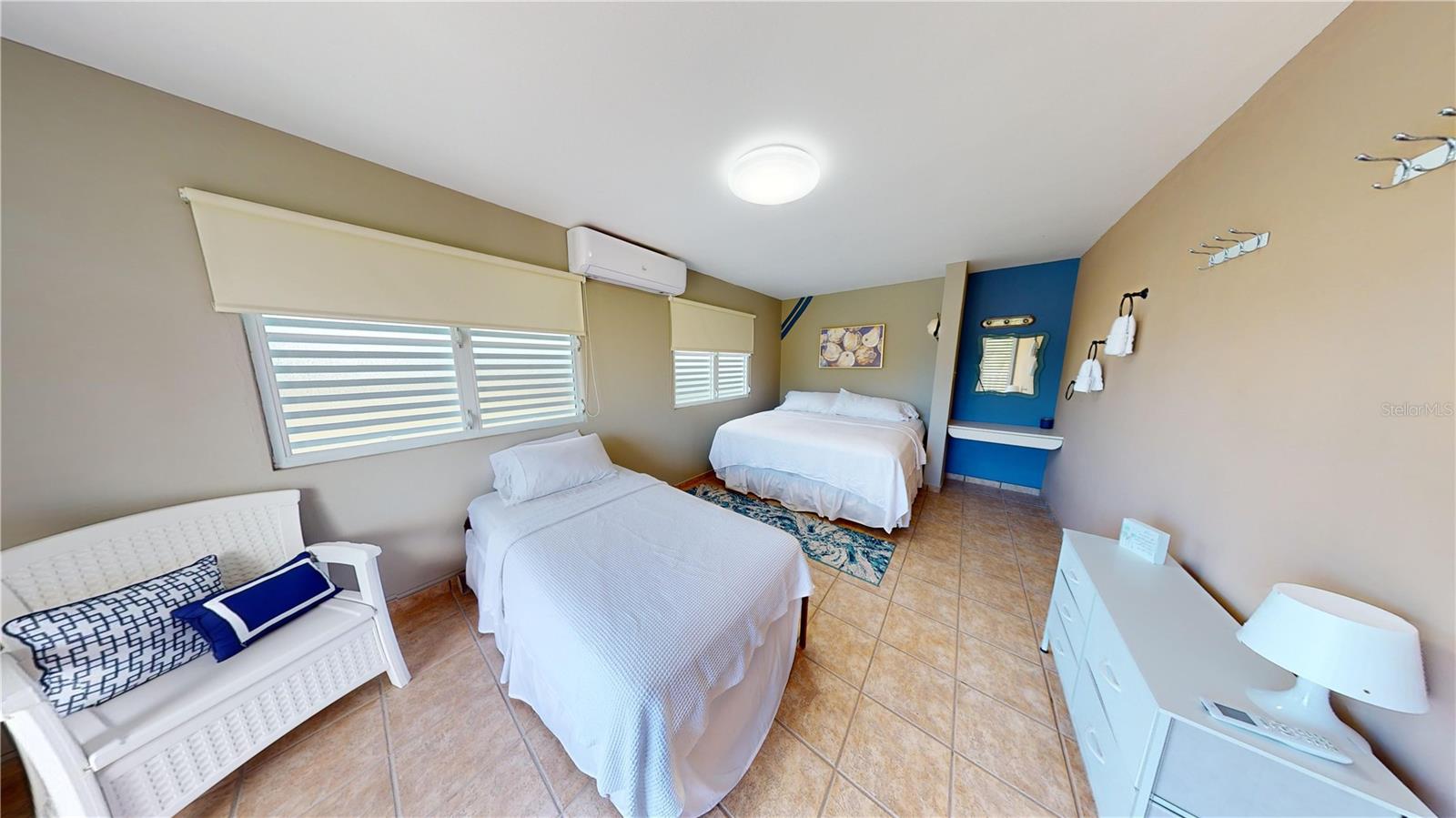 LAS PICUAS - Residential