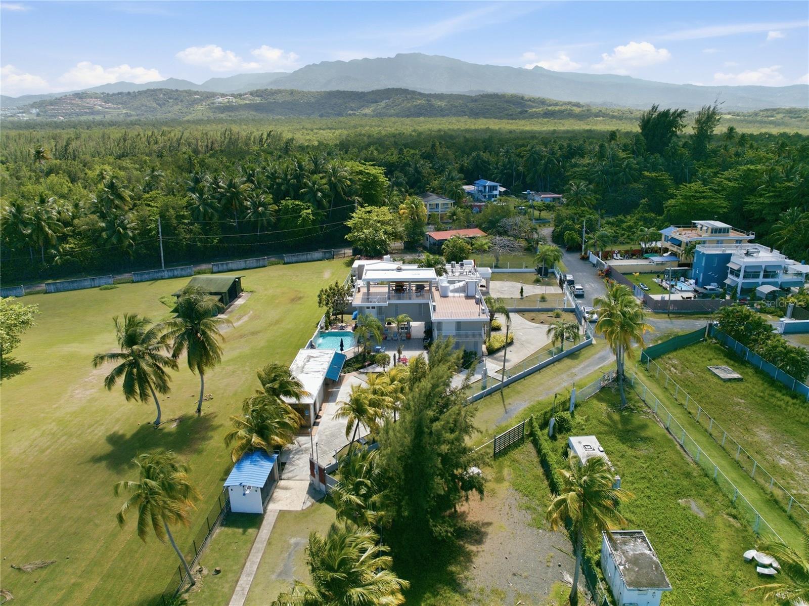 LAS PICUAS - Residential