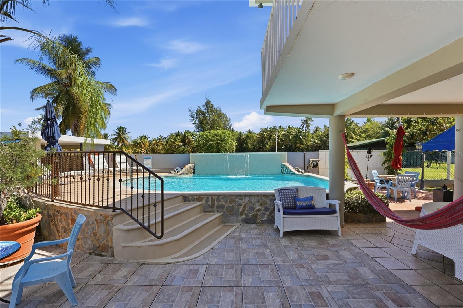 LAS PICUAS - Residential