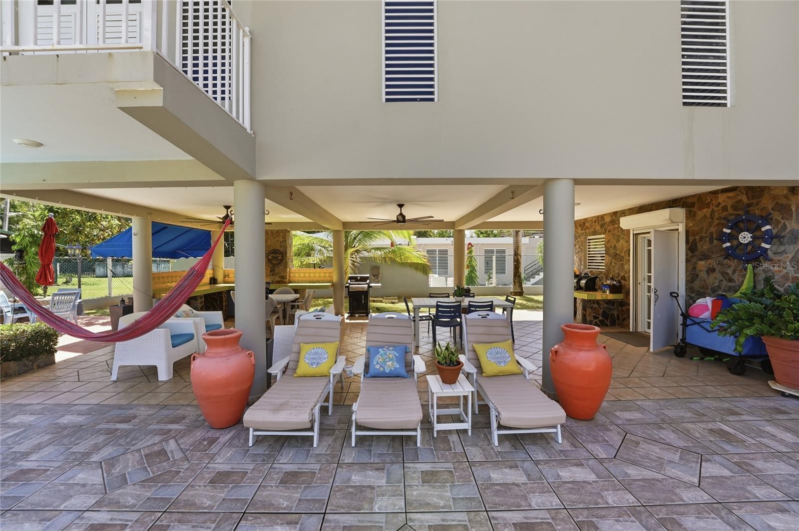 LAS PICUAS - Residential