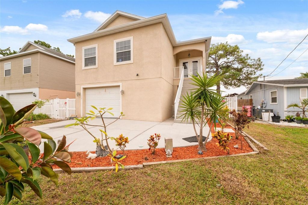 Photo of 7330 New York Avenue, Hudson, FL 34667 (MLS # W7879696)