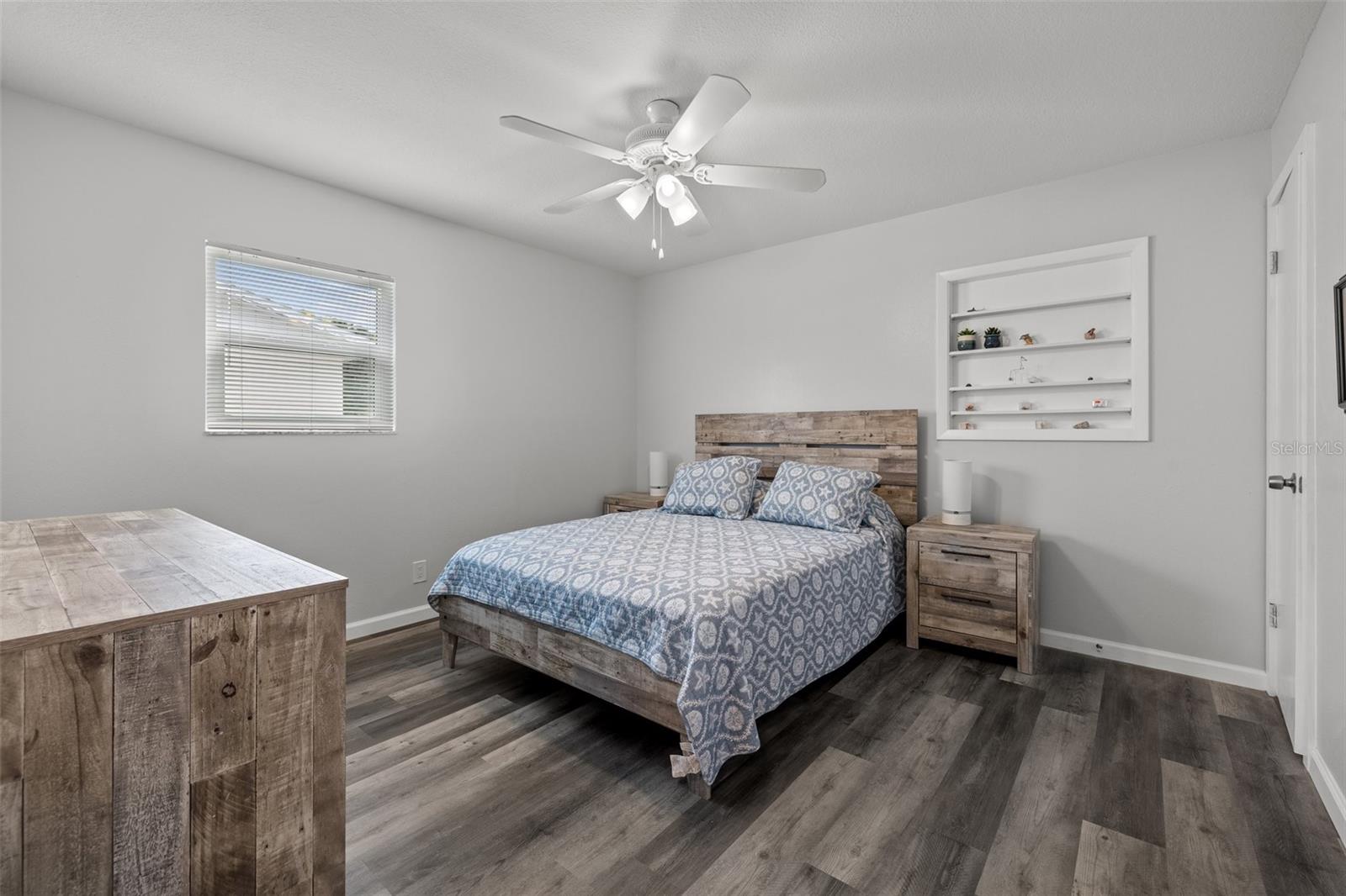 LAKEWOOD ESTATES SPIEWAK ADD - Residential Lease