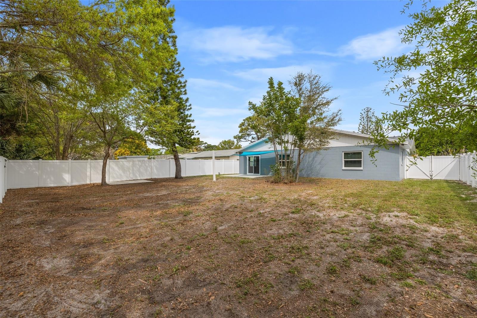 LAKEWOOD ESTATES SPIEWAK ADD - Residential Lease