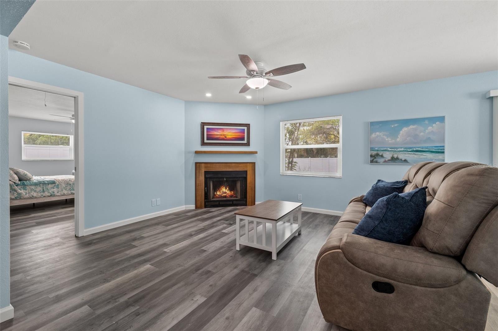 LAKEWOOD ESTATES SPIEWAK ADD - Residential Lease