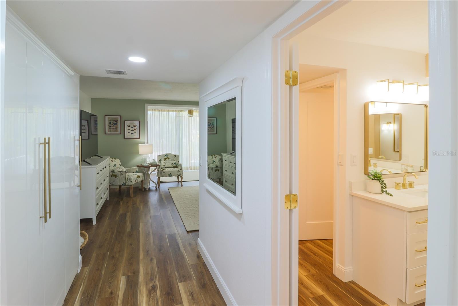 BAYPORT BCH & TEN PH C - Residential Lease