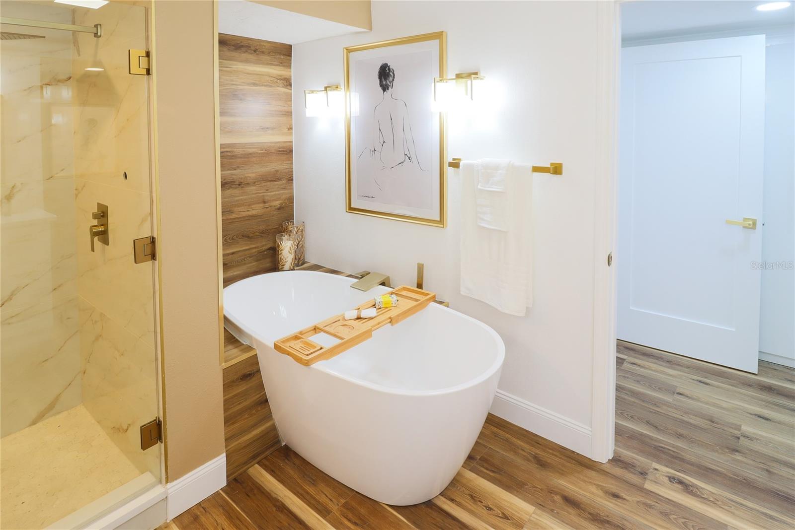 BAYPORT BCH & TEN PH C - Residential Lease