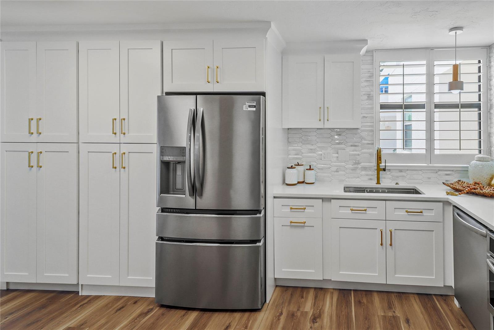 BAYPORT BCH & TEN PH C - Residential Lease