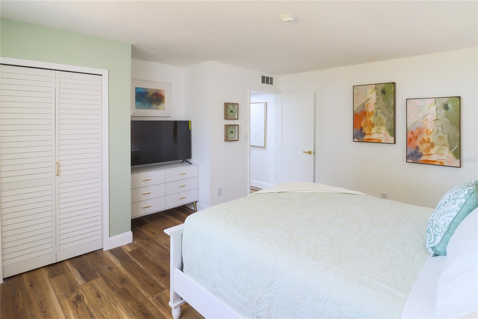 BAYPORT BCH & TEN PH C - Residential Lease