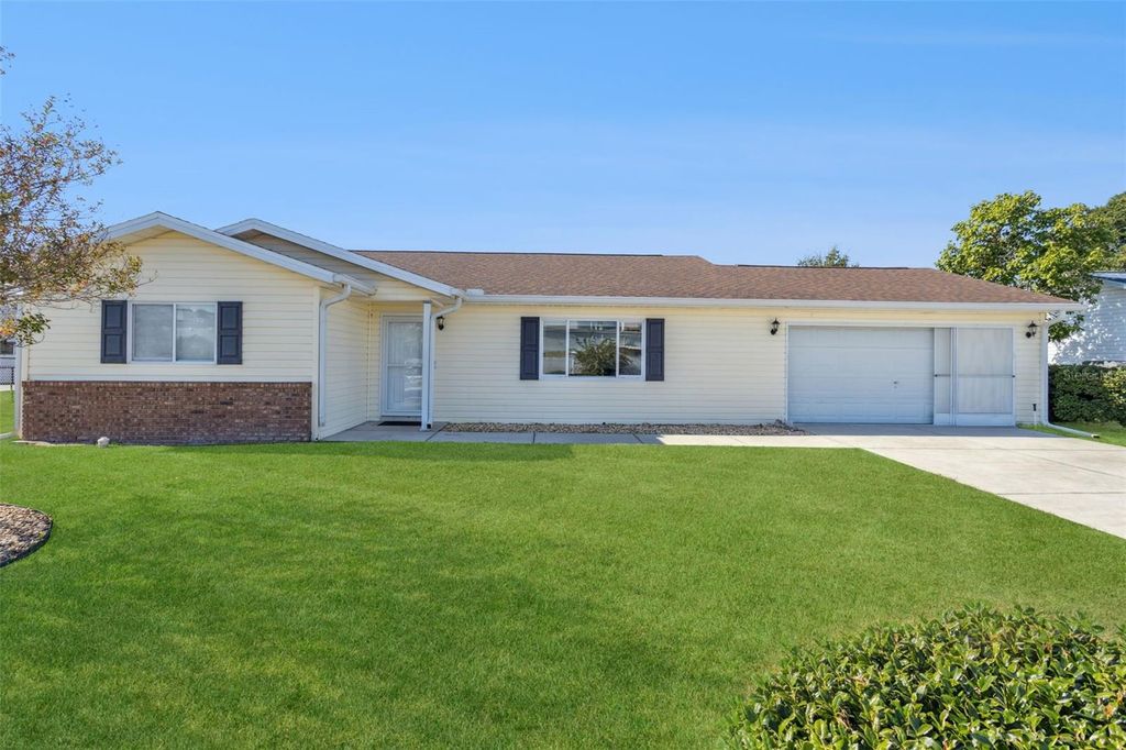 Photo of 17960 SE 108th Court, Summerfield, FL 34491 (MLS # G5105198)