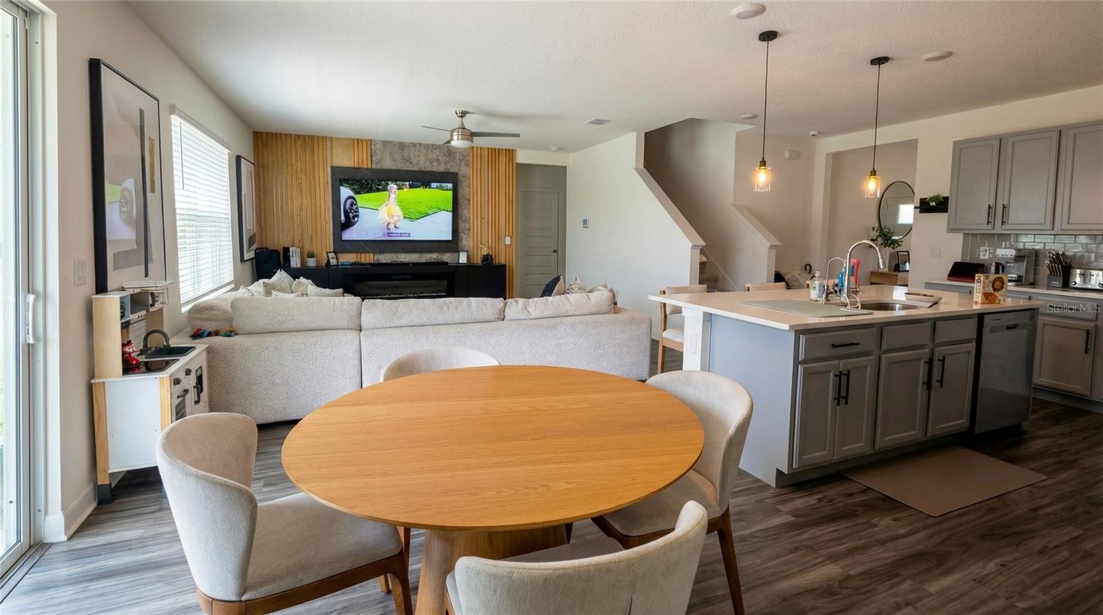 BUENA LAGO PH 1 & 2 - Residential