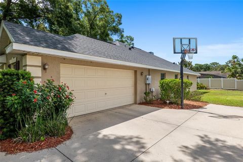 A home in FRUITLAND PARK