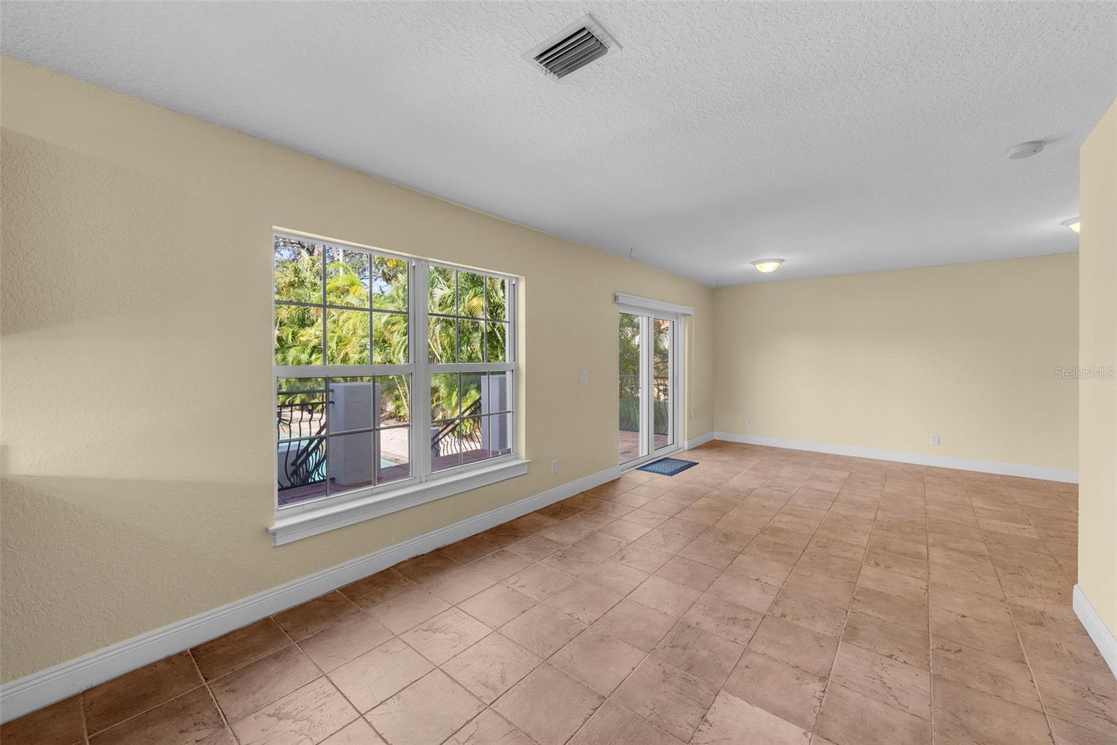 SUNSET PARK - Residential