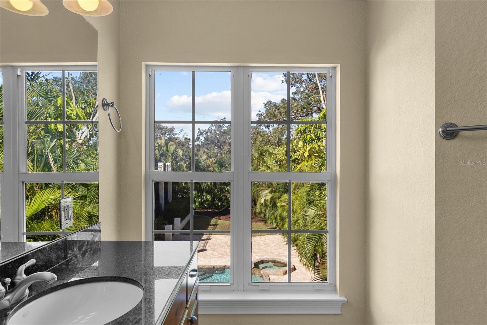 SUNSET PARK - Residential